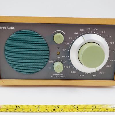 TIVOLI AUDIO HENRY KLOSS MODEL ONE AM/FM RADIO