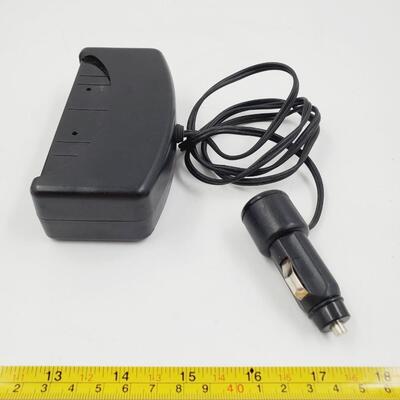 PITTSBURGH 12 VOLT 150 PSI PORTABLE INFLATOR WITH ADDITIONAL CAR ADAPTER BUNDLE