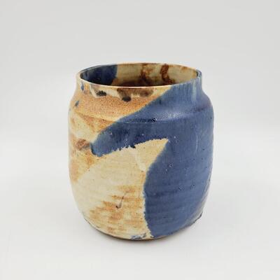 BEAUTIFUL HANDCRAFTED SIGNED POTTERY