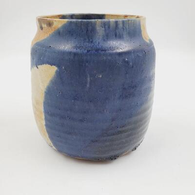 BEAUTIFUL HANDCRAFTED SIGNED POTTERY