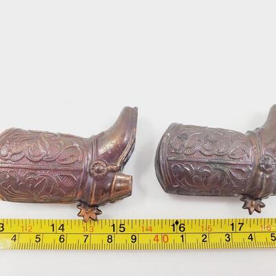 SMALL COWBOY BOOTS WITH SPURS SALT AND PEPPER SHAKERS