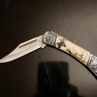 Well made strong bone handel .New bone handel well made collector knife  
