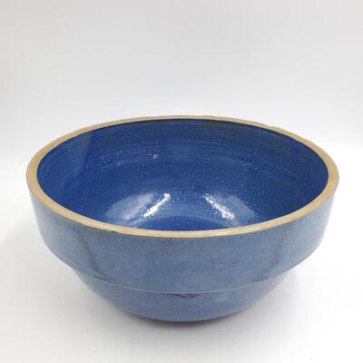 BEAUTIFUL BLUE POTTERY/STONEWARE 10.5 INCH BOWL 