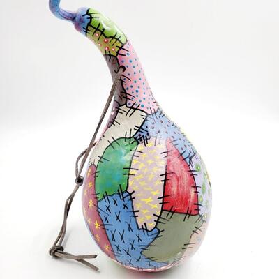 PAINTED HANGING BIRDHOUSE GOURD