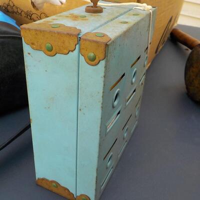1930's metal home budjet bank with key.