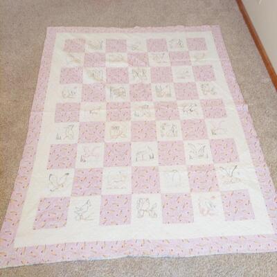 BEAUTIFUL HAND STITCHED PINK TONED QUILT 