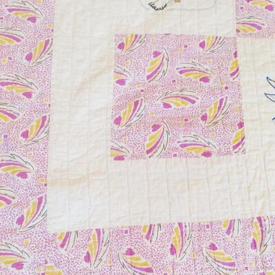 BEAUTIFUL HAND STITCHED PINK TONED QUILT 