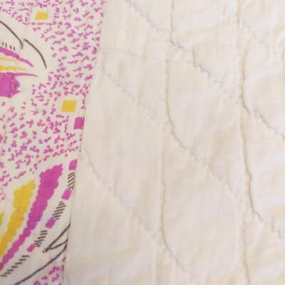 BEAUTIFUL HAND STITCHED PINK TONED QUILT 