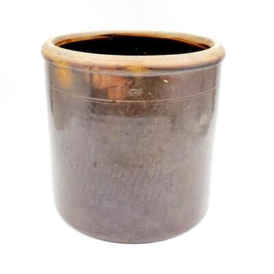ANTIQUE DARK BROWN GLAZE 2 GALLON CROCK