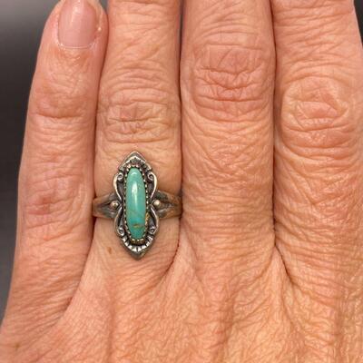 Vintage Sterling Silver Turquoise Cabochon Southwestern Ring Signed