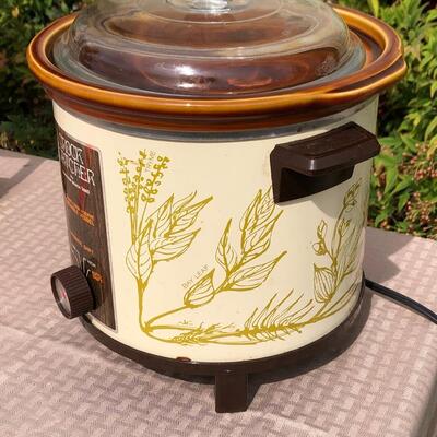 Vintage round Crockpot