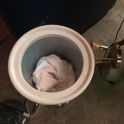 Brookstone towel warmer-like new