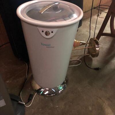 Brookstone towel warmer-like new