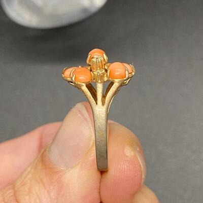Vintage Goldtone and Coral Cabochon Cluster Ring