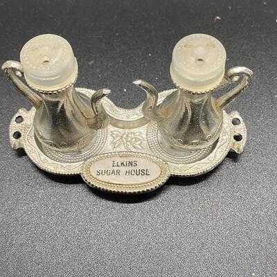 Vintage Elkins Sugar House Miniature Shaker Set