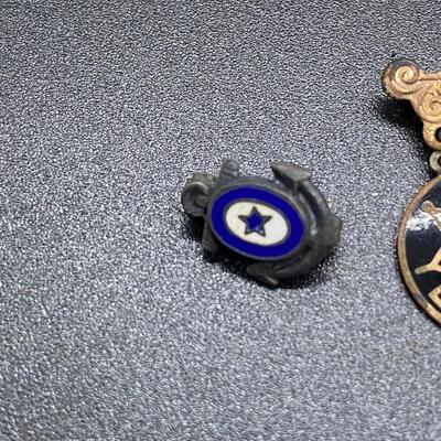 Vintage Navy Military Photo Badge Yeoman Enamel Pins