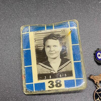 Vintage Navy Military Photo Badge Yeoman Enamel Pins