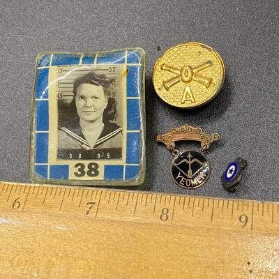Vintage Navy Military Photo Badge Yeoman Enamel Pins