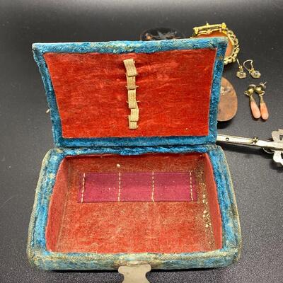 Vintage Antique Victorian Style Jewelry & Box