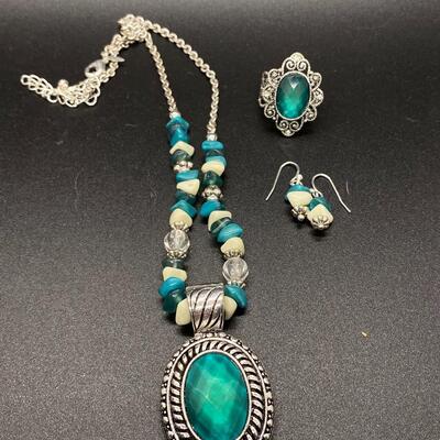 Silvertone Fashion Jewelry 3 Piece Set