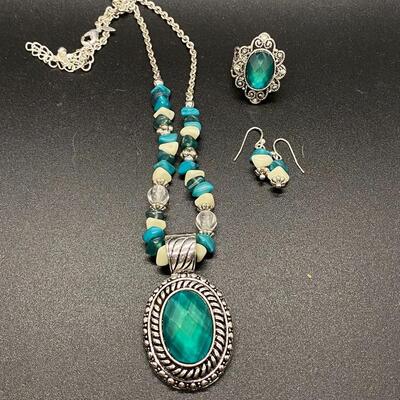 Silvertone Fashion Jewelry 3 Piece Set