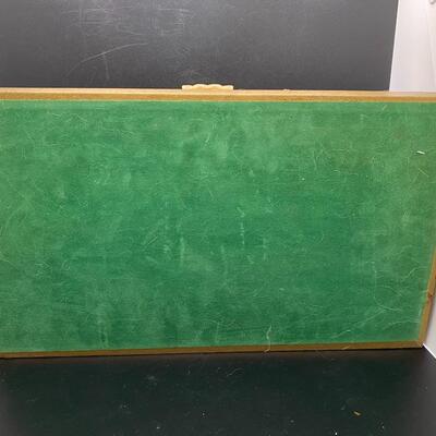 Vintage Gold Colored Woman's Jewelry Box 