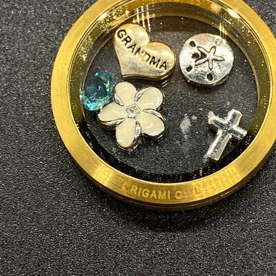 Grandma Origami Owl Charm Locket Pendant
