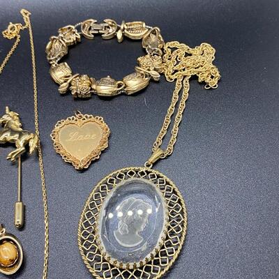 Goldtone Romance Jewelry Lot