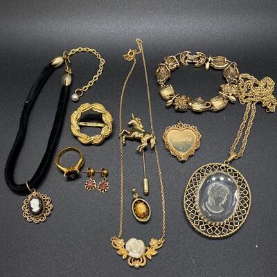 Goldtone Romance Jewelry Lot