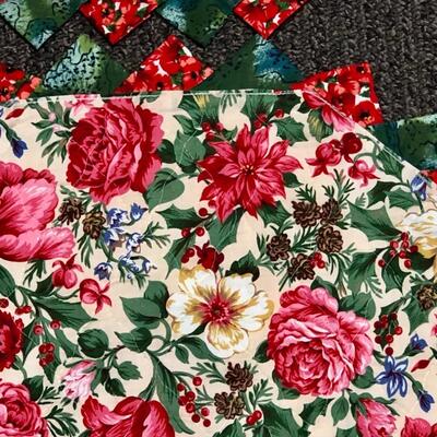 Set of 4 Rose Floral Placemats