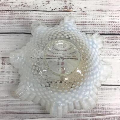 Vintage Fenton Hobnail OmbrÃ© White, Light Blue, and Clear Glass Bowl