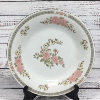 Fairfield Fine China Floral Mist Set of Five