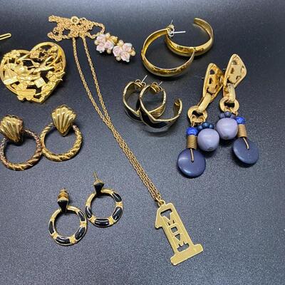 Goldtone Fashion Jewelry Lot