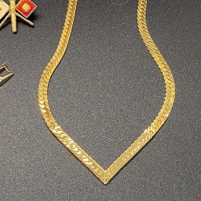 Vintage Goldtone Jewelry Lot