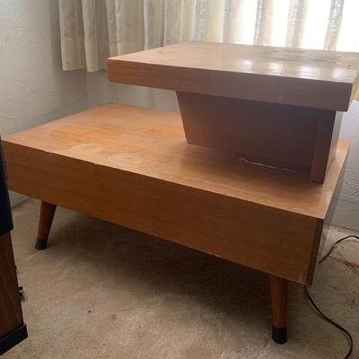 Art glass lamp and side table