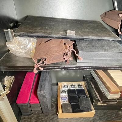 Large lot of Jewelry Storage and Display #2