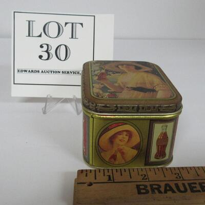 Small Coca Cola Tin