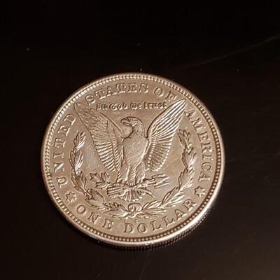 1921 Morgan silver dollar 