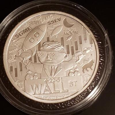 Unique 1 oz silver  Wall ST  silver round encapsulated bu 