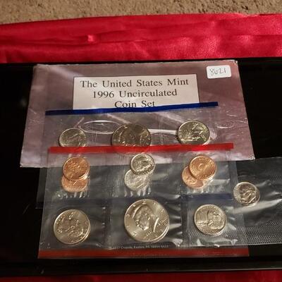 1995 Special mint Rosevelt mint set with silver collectors dime 