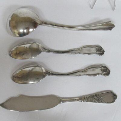 4 Silver Plate Pieces, Luxor Wallace Iris Ladle, 1847 Rogers Newport Spreading Knife, Georgia and Vermont State Spoons