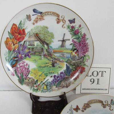 2 Vintage Gardens of Beauty Plates, Dutch Country Garden and English Country Garden