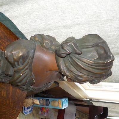 " Cendrillon ou" French Cinderella sculpture.