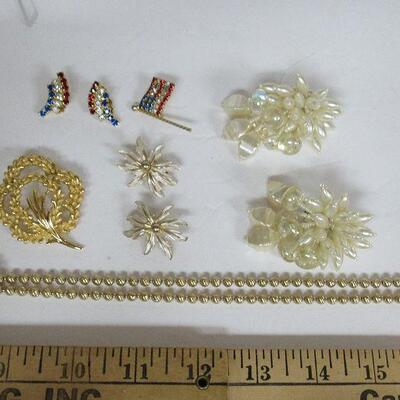 Nice Lot of Signed Jewelry, see description for details and more pics