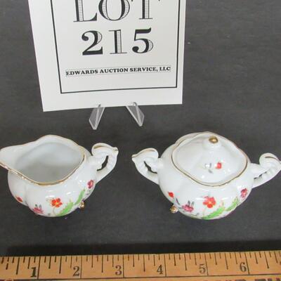 Vintage Miniature Sugar and Creamer Set 