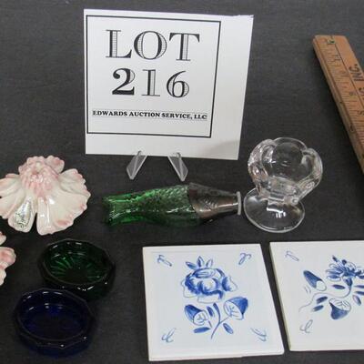 Lot of Vintage Kitchen Smalls, Shakers, Salt Dips, Tiles