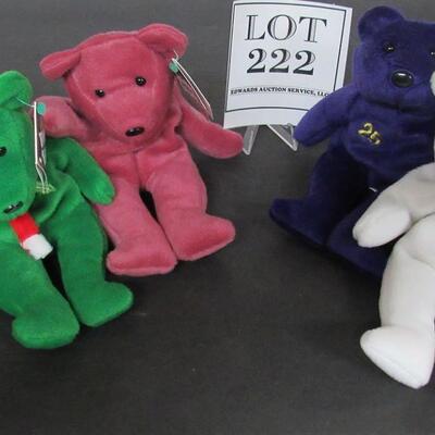 Lot of Older Bamm Beano's Plush Bean Bag Baseall Bears: Martinez, McGwire, Jones, Ripkin, Jr