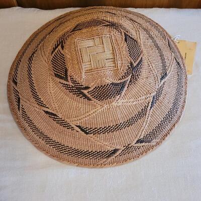 Lot 6: 16" Zimbabwe TONGA Basket