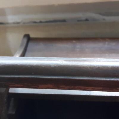 Lot 27 - Sewing Lot 