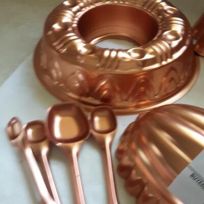 Lot 30 - Kitchen Copper Collectables 